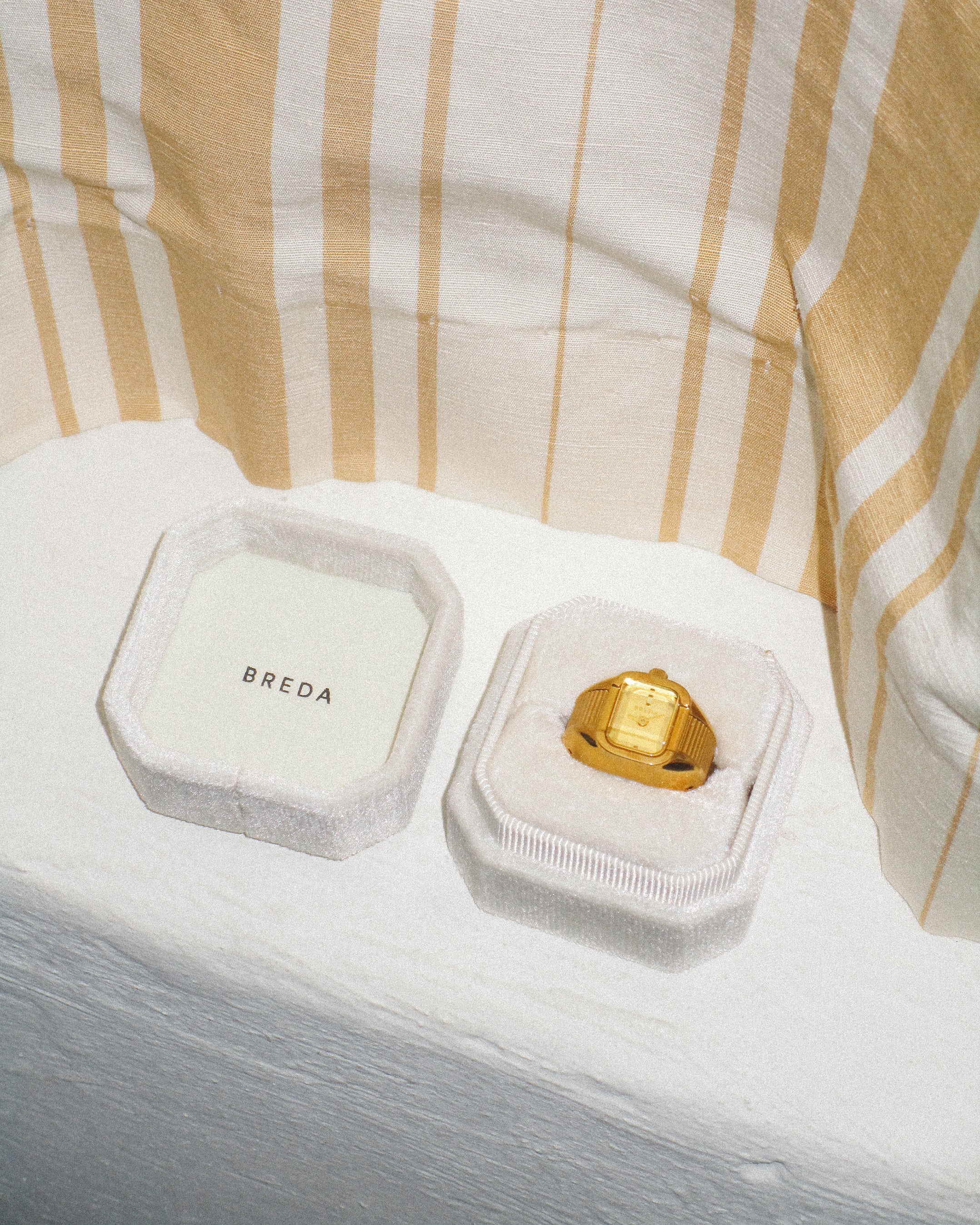 in grid banner image - 1